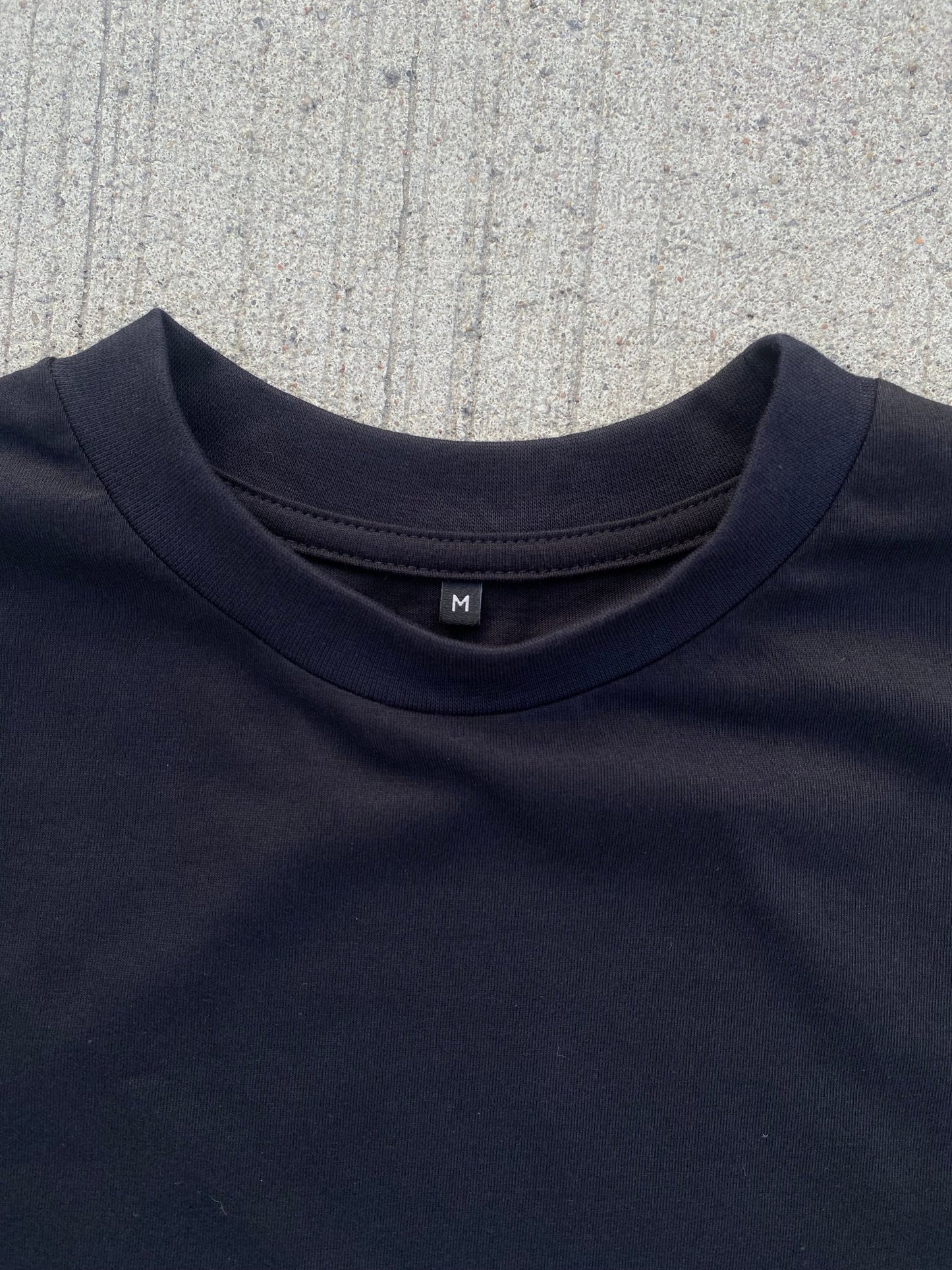 Blank Tee (Black) - Yoel_Studio